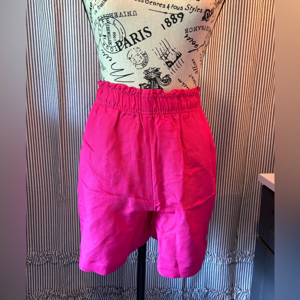 Size medium hot pink linen blend ruffle waist band shorts